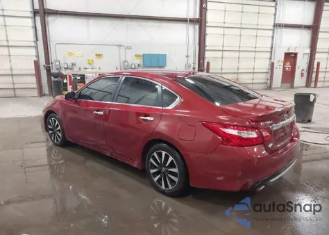 2018 Nissan Altima 2.5 Sl z USA, uszkodzony, nr VIN 1N4AL3AP6JC265374